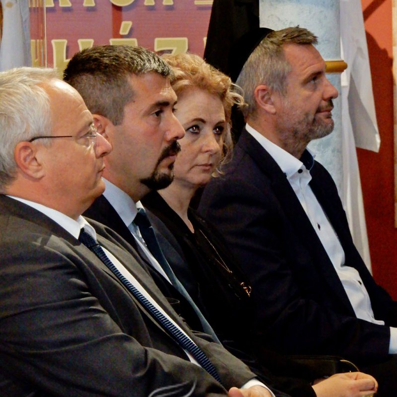 Átadták a felújított zsinagógát 06